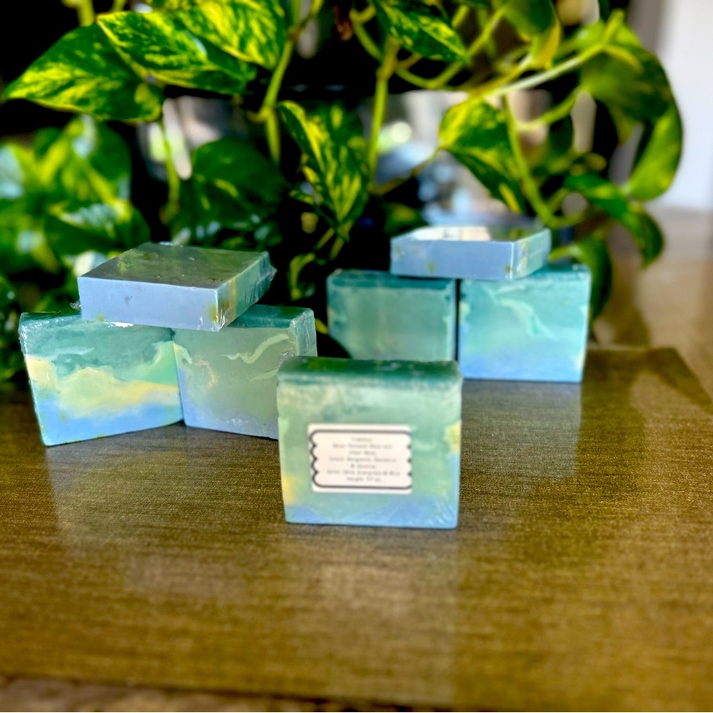 “Timeless” - Refreshing Blue and Green Hand Soap